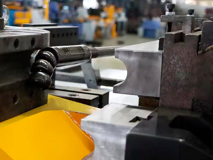 Автоматический трубогибочный станок с ЧПУ DW50CNC