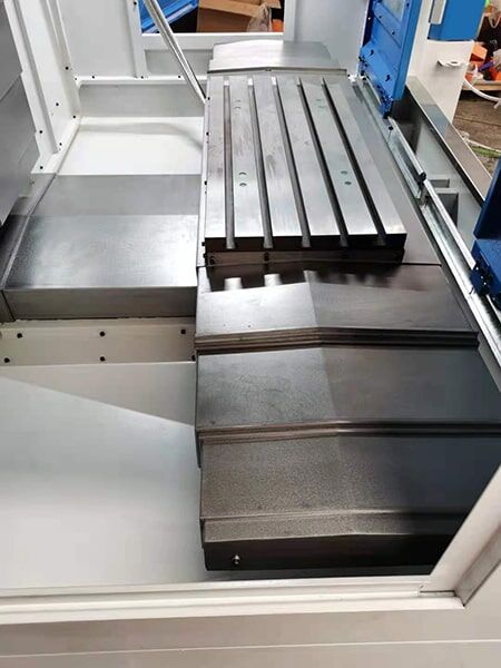 Вертикальный обрабатывающий центр с ЧПУ MetalTec TOPMILL 850S