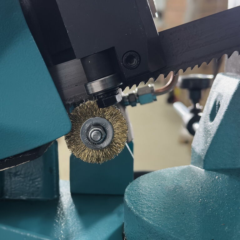 Ленточнопильный станок AURA LM-220G/380 (40220300)