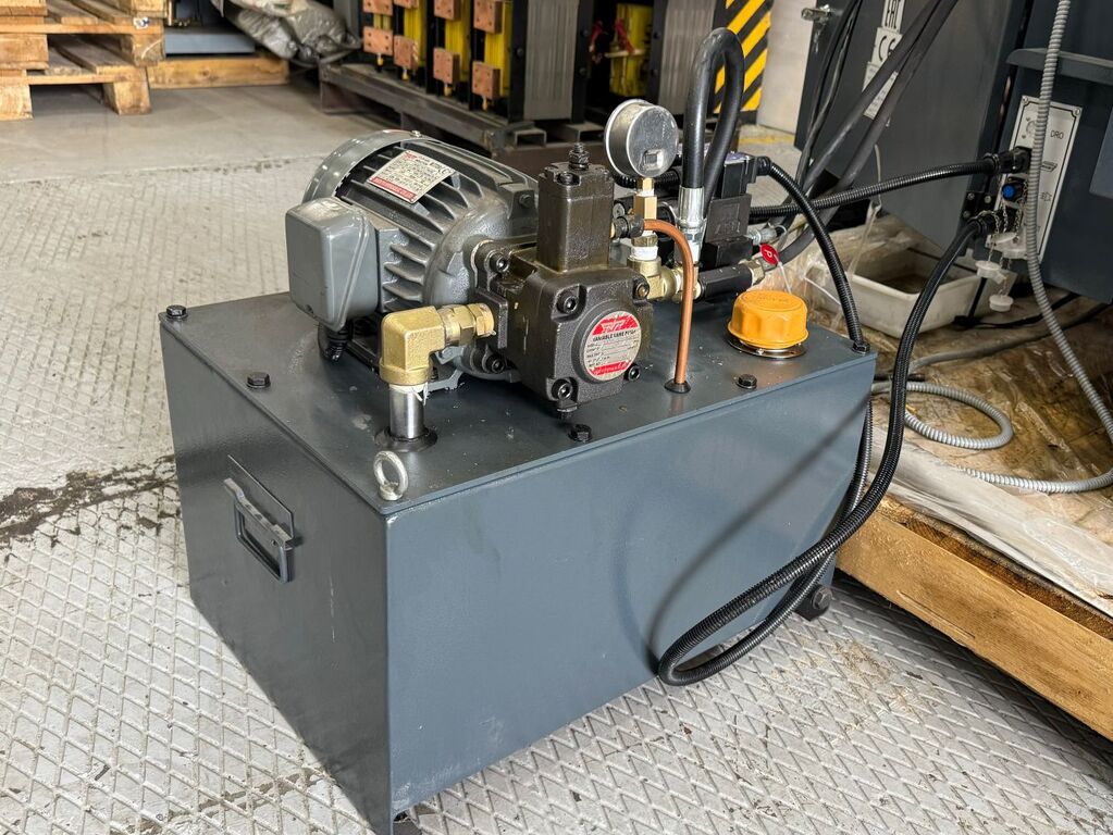 Плоскошлифовальный станок KGS 1020AHD