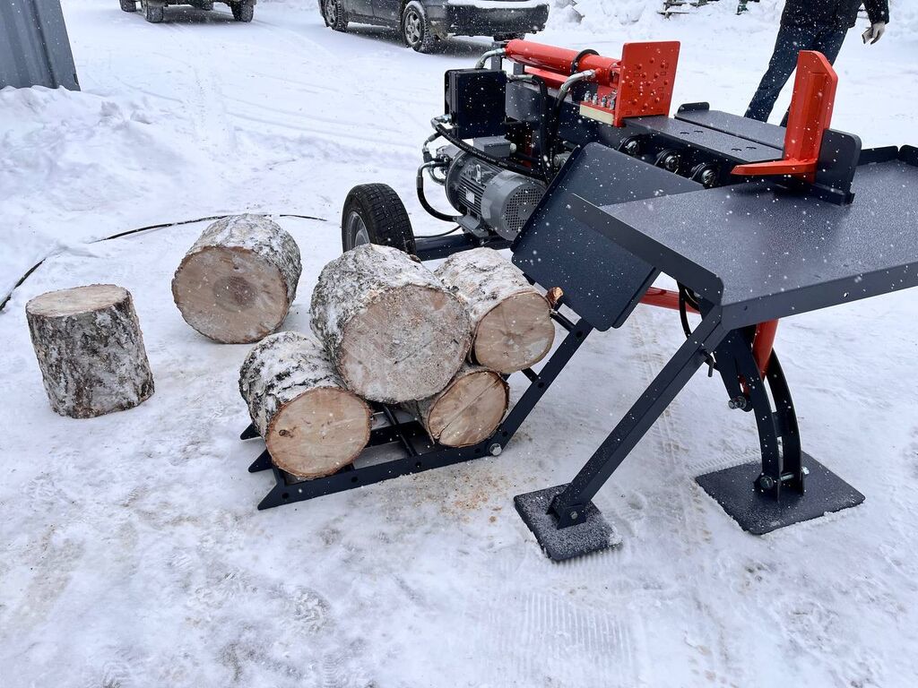 Бензиновый дровокол Захарыч 9 тонн 20 л.с.